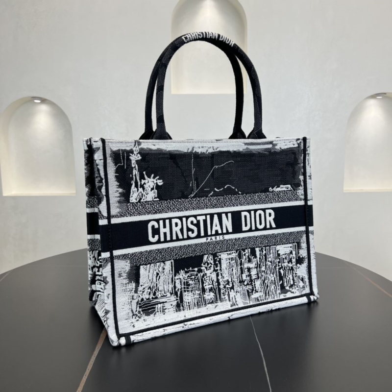 Dior Shopping Bags